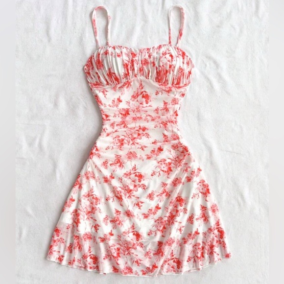 Soleia Women's Summer Red & White Floral Mesh Slip Dress For Vacation - Picture 1 of 3